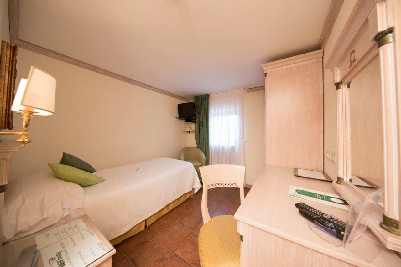 Mancini Park Hotel Roma Exterior foto