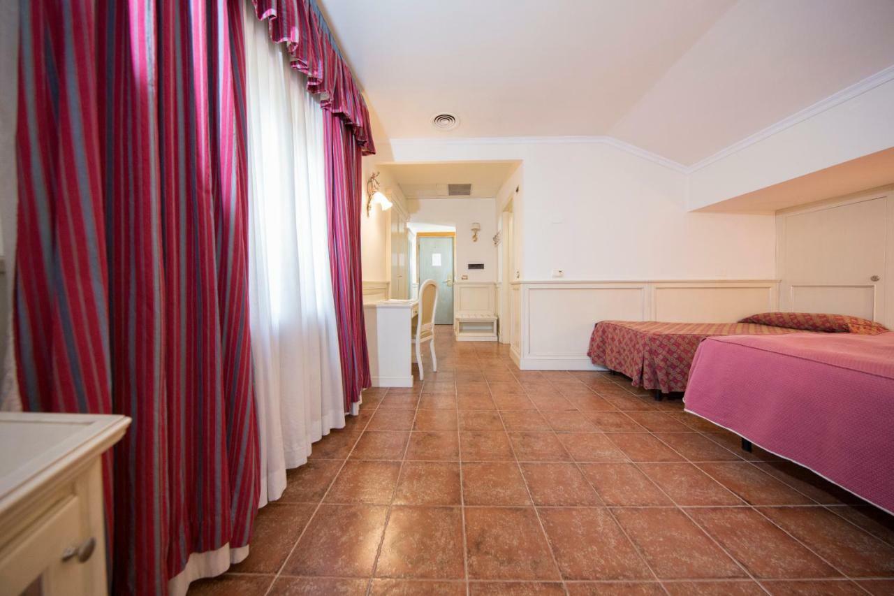 Mancini Park Hotel Roma Exterior foto